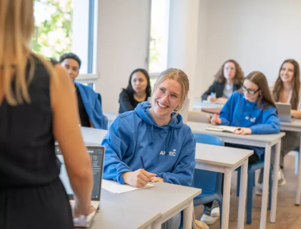 avantages-alternance-ecole-de-commerce-aftec-rennes